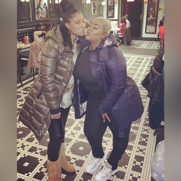 On In 15 minutes GIVVY’s all night lux or random 💕💕💕 - Picture 14 of 16